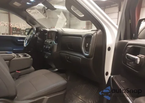 2021 Chevrolet Silverado 1500 4Wd Double Cab Standard Bed Lt z USA, uszkodzony, nr VIN 1GCRYDEK4MZ273610